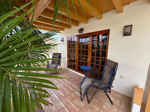 Paradera Palms Apt 1 in Paradera