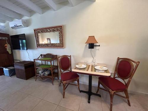 Paradera Palms Apt 1 in Paradera