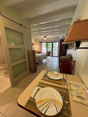 Paradera Palms Apt 1 in Paradera