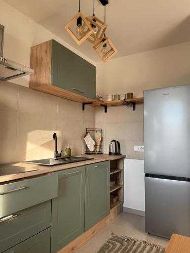 Létesítmények, Riverside in Stevan Sremac