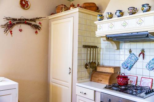 Kitchen, House Mikin Dol in Batina