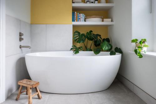 Four Seas Cottage Four Seas Cottage