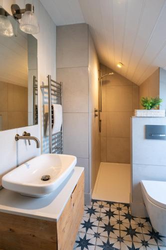 Four Seas Cottage Four Seas Cottage