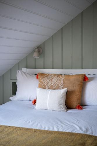 Four Seas Cottage Four Seas Cottage