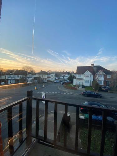 Exterior view, Stone Lodge 2 min Walk From Edgware Underground in Edgware