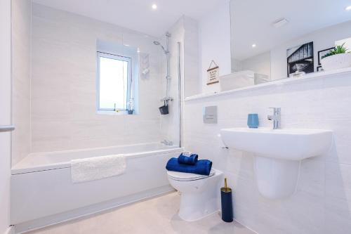 Stunning 3 Story Home, 3 x King Size Beds, Pool Table, Free Parking x2, Ping Pong, Manchester (fotografie 10)