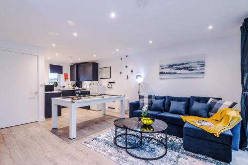 Stunning 3 Story Home, 3 x King Size Beds, Pool Table, Free Parking x2, Ping Pong, Manchester (fotografie 8)