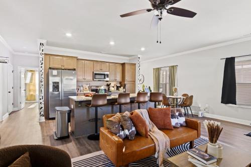 2 King Beds, Arcade Room, Mins from DT & UGA 2 King Beds, Arcade Room, Mins from DT & UGA