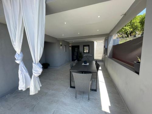 Primus Štrbić (Primus Strbic) in โปลเช่