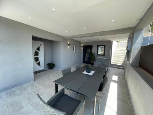 Primus Štrbić (Primus Strbic) in โปลเช่