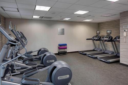 Courtyard by Marriott Boston Logan Airport - image 11