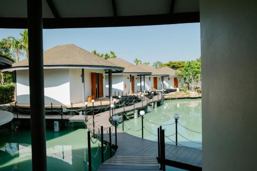 Ellipse Boutique Phayao in Phayao