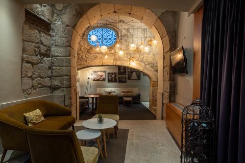 645003853 Pestana Vintage Porto Hotel & World Heritage Site