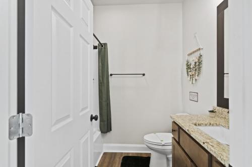 2 King Beds, Arcade Room, Mins from DT & UGA 2 King Beds, Arcade Room, Mins from DT & UGA