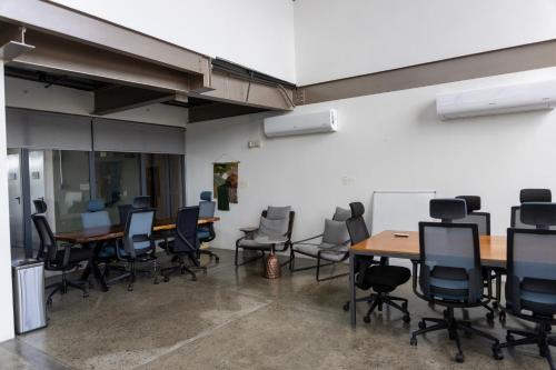 Cozy Apartment Pool Coworking