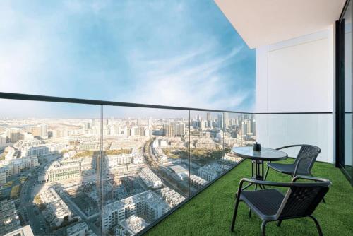 Large New Apartment Pool in JVC Community, Dubái