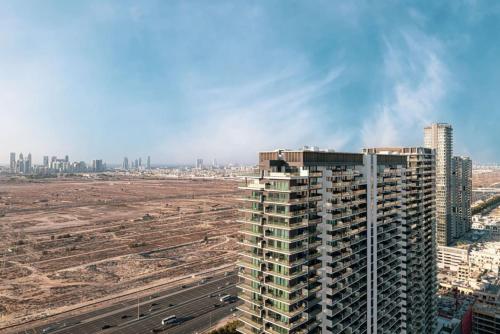 Large New Apartment Pool in JVC Community - image 4
