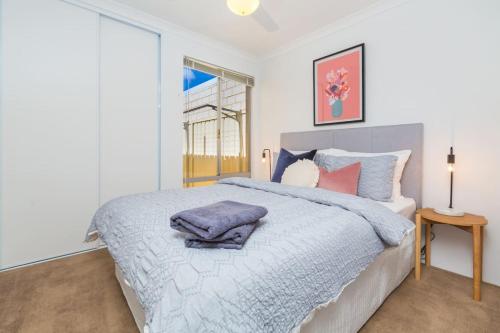 Stylish cottage escape the hustle and bustle