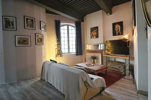 La Tour des Songes Place Dampmartin Uzès - Location saisonnière - Uzès