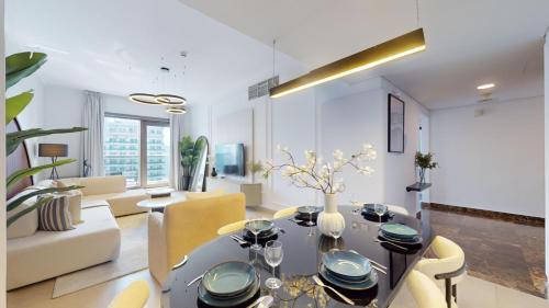 Vacationer Holiday Homes I Luxury 2 Bedroom I Marina Views I Close to JBR Beach, Dubaj (zdjęcie 8)