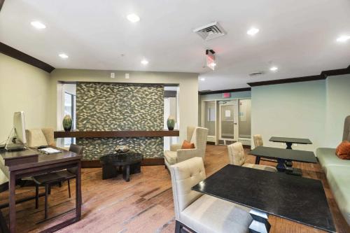 Elegance & Comfort Await You in Our Apt, Arlington (foto 6)