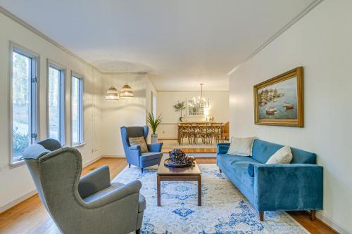 Lakefront Raleigh Home with Deck 12 Mi to Downtown!