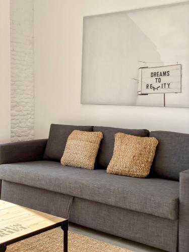 Charming Urban La Latina Room Type - Two-Bedroom Apartment Charming Urban La Latina Room Type - Two-Bedroom Apartment