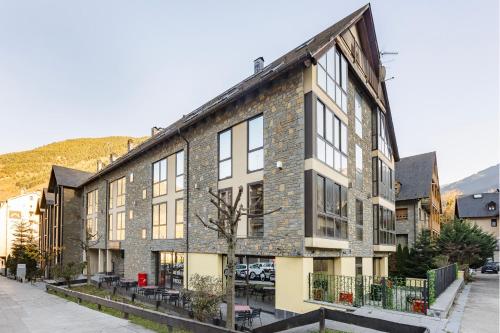 Aparthotel Nou Vielha - main image