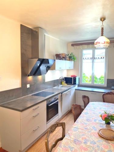 Aulouison Maison spacieuse et paisible de 200 m2, à proximité du Parlement européen, Straßburg (Foto 8)