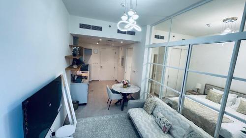 Studio Hotel Apartment Brand New Azizi Riv 14, Dubaj (fotografie 5)