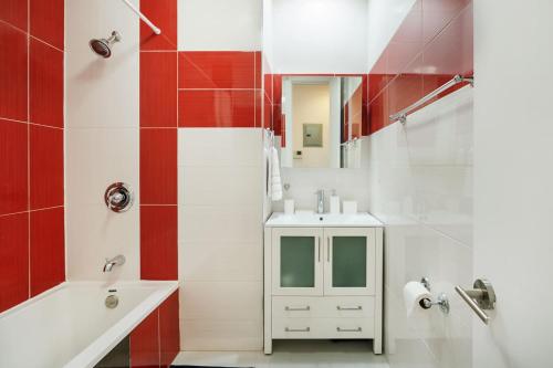 24-5 Furnished Studio W D Prime Gramercy in New York, USA