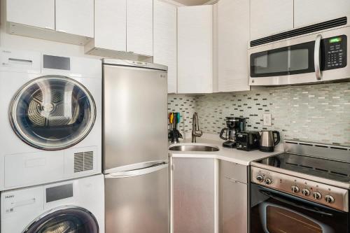 24-5 Furnished Studio W D Prime Gramercy, New York (photo 9)
