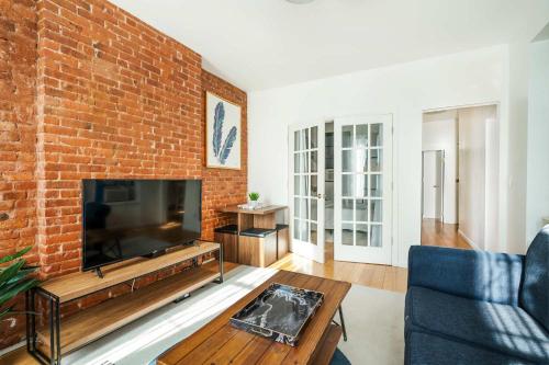 454-4R New 2BR prime midtown Best value Sleeps 5, New York (fotografie 3)