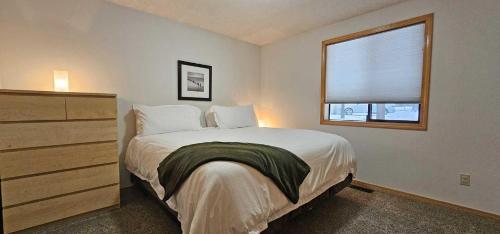Three-Bedroom Holiday Home  image 10