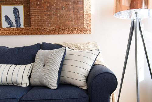 428-4R prime midtown large 2 BR Newly Furnished, New York (photo 5)