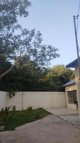 Your Gambian House in 薩尼揚