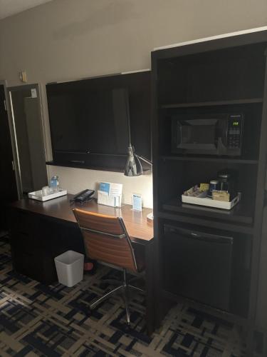 Four Points by Sheraton Charlotte - Lake Norman - image 6