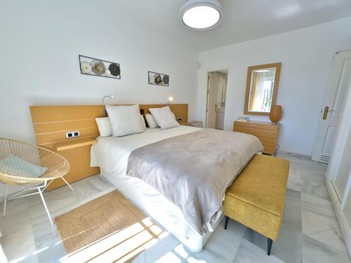 Apartment in Puerto Banus Lorcrimar V Marbella