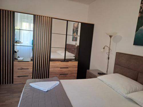 One Bedroom Apartment image 5