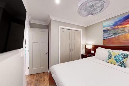Carolina Beach Club 125