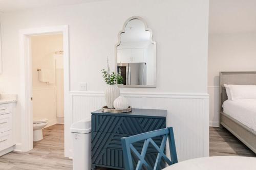 1006 Queen Suite, 1st Floor Cove 1006 Queen Suite, 1st Floor Cove