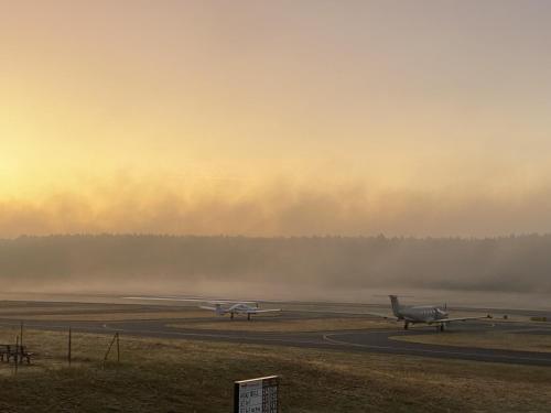 สภาพแวดล้อมโดยรอบ, Tower Lodge in เทรบบิน