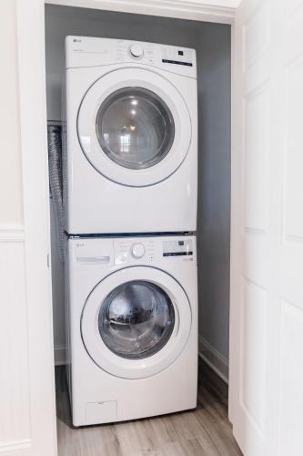 2006 Queen Suite, 2nd Floor Cove 2006 Queen Suite, 2nd Floor Cove