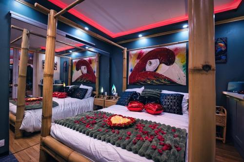Stanislas Sensual Bali Love Room Jacuzzi 300m place Stanislas