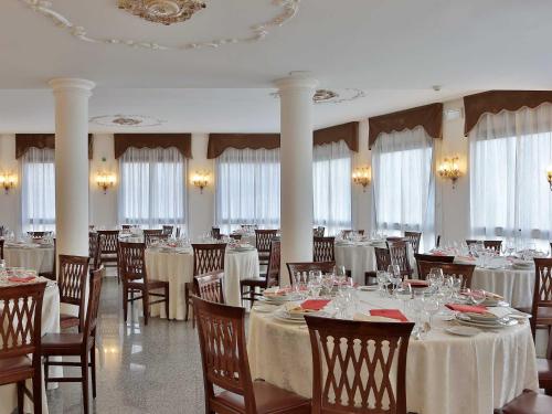 Hotel Windsor Savoia - image 7