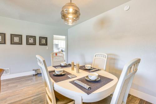 Dog-Friendly North Las Vegas Home ~ 9 Mi to Strip!, Las Vegas (photo 9)