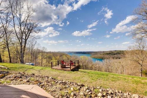 Eureka Springs Vacation Rental Near Beaver Lake! in Lost Bridge Village (AR)