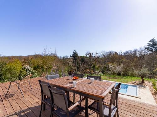 Holiday home with pool in Mondonville gîte à louer Forêt de Montaigut