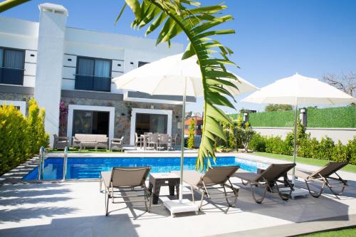 BD4109 Two BedroomedVilla withPool inBodrumYalikavak - Accommodation - Bodrum City