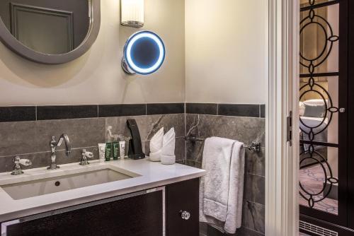 Courthouse Hotel Shoreditch - image 10